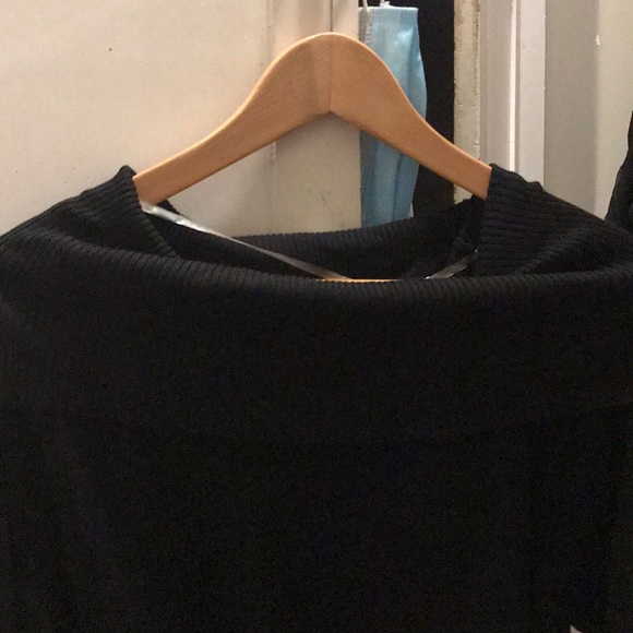 Belt cowl sweater - Picture 2 of 4